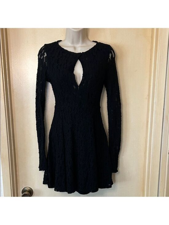 Free People Dresses & Skirts - Free People Black Long Sleeve Lace Dress size XS